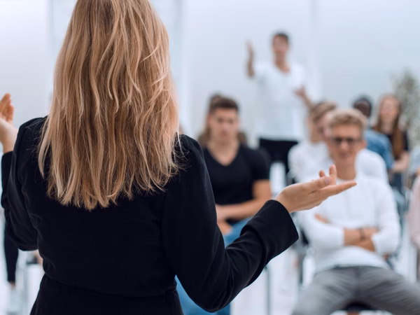 Meeting in company room